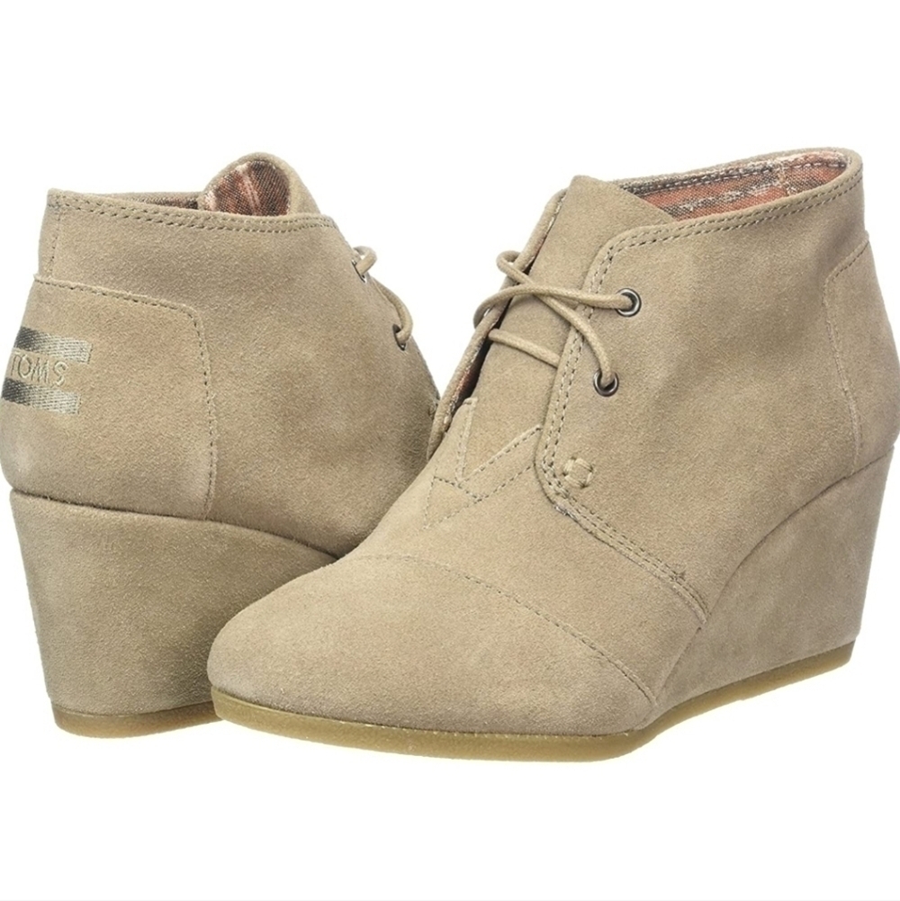 Toms Women Taupe Suede wedge ankle boots sz 7.5 shoes